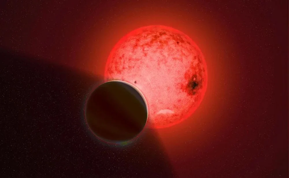 It’s Not Supposed To Be Like This: A Giant Planet Orbits A Small Star