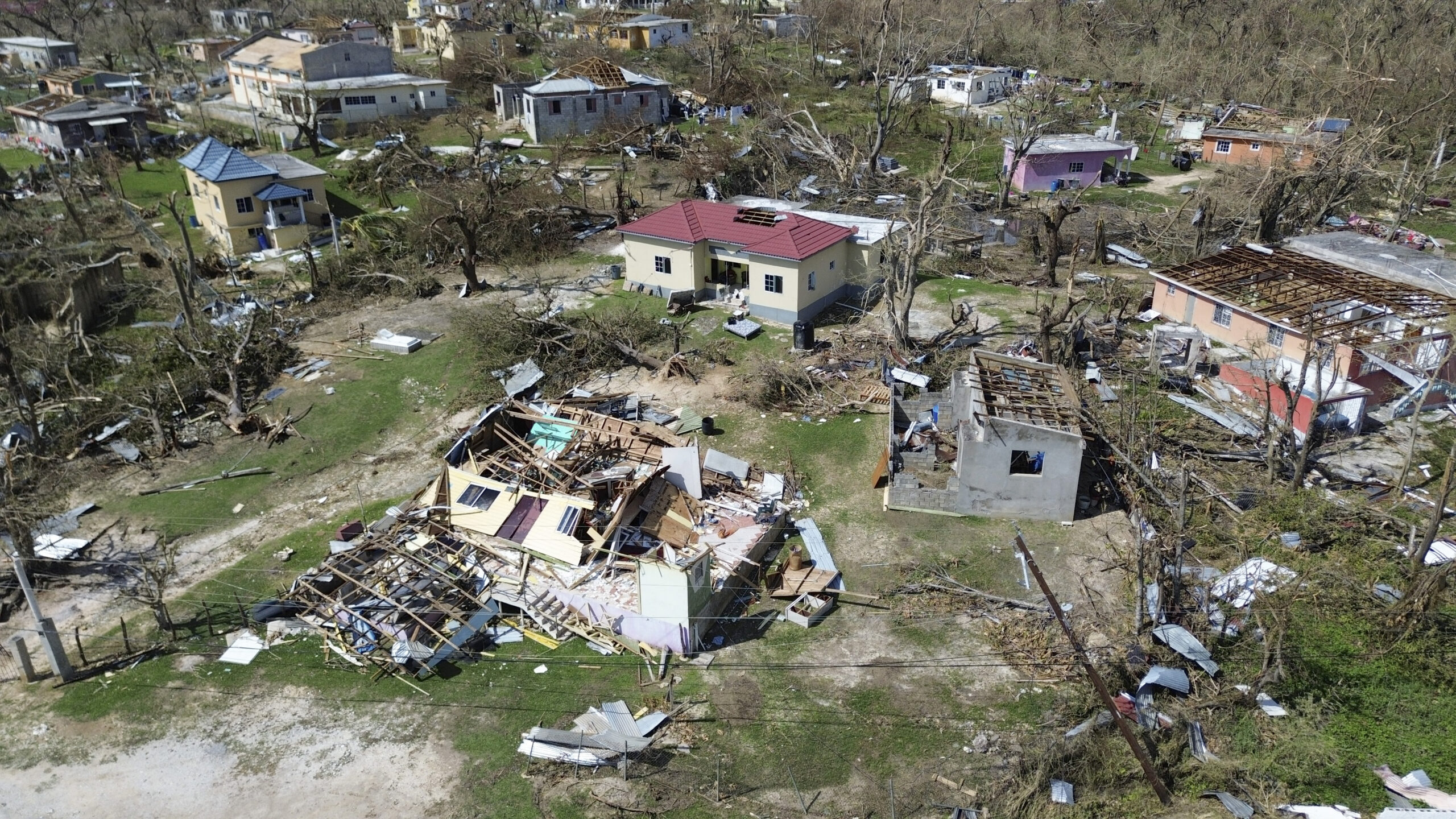 Forecasters predict below-average hurricane season, advise against complacency